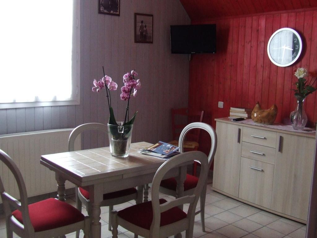 Gite Les Orchidees องเฟลอร์ ห้อง รูปภาพ