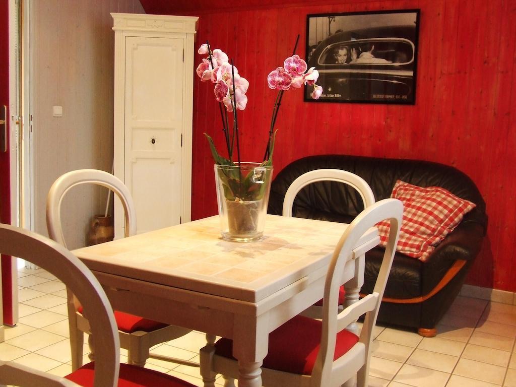 Gite Les Orchidees องเฟลอร์ ห้อง รูปภาพ